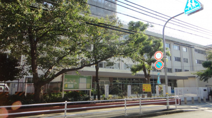 宝塚市立　末成小学校の画像2
