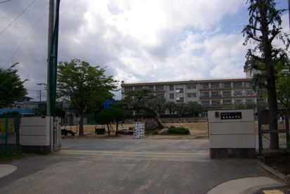宝塚市立　長尾南小学校の画像3