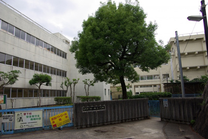 宝塚市立　中山桜台小学校の画像1
