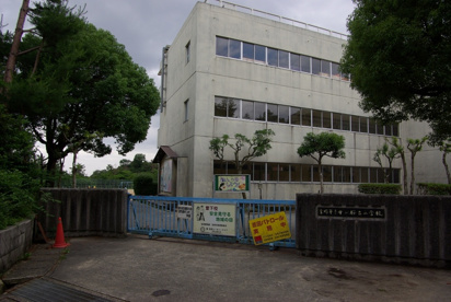 宝塚市立　中山桜台小学校の画像2