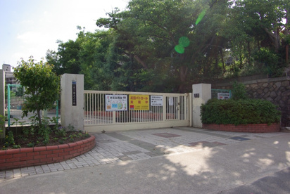 宝塚市立　西山小学校の画像2