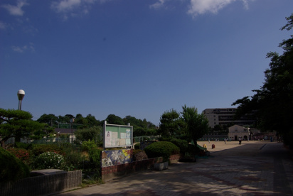 宝塚市立　西山小学校の画像3