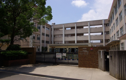川西市立　加茂小学校の画像1