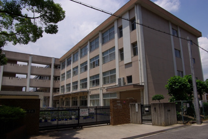 川西市立　加茂小学校の画像2