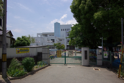 川西市立　川西小学校の画像5