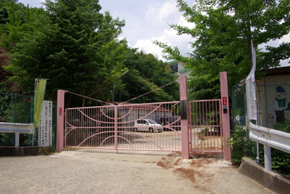 川西市立　桜が丘小学校の画像3