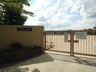 川西市立　牧の台小学校の画像4