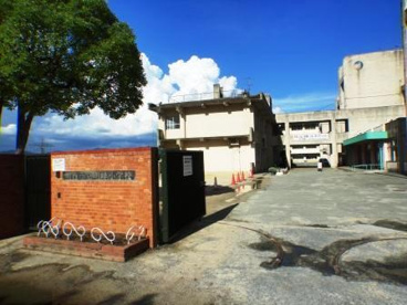 川西市立　明峰小学校の画像3
