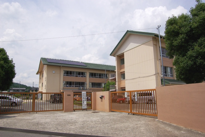 川西市立　明峰中学校の画像4