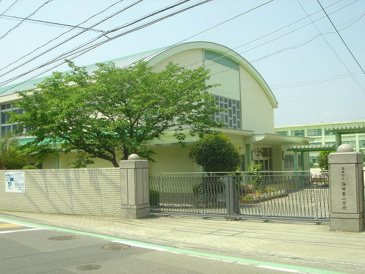 海田東小学校