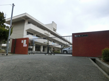 瀬野川中学校