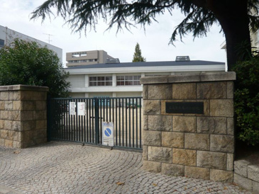 本川小学校
