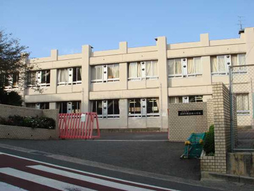 五日市観音西小学校
