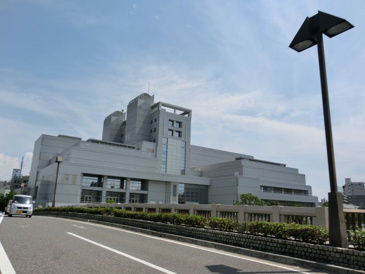 広島市立中区図書館