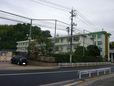 口田小学校