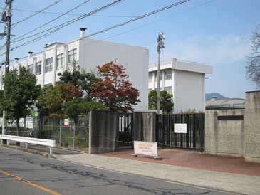 安西小学校