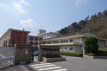 高取北中学校