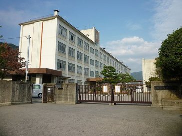 梅林小学校