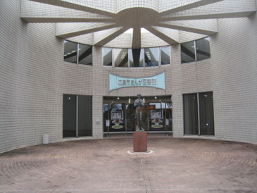 広島市まんが図書館