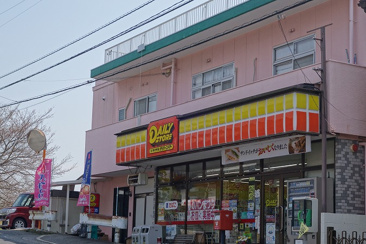 ヤマザキデイリーストアー モコ店