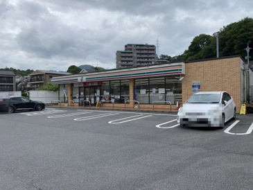 セブンイレブン 広島安東店