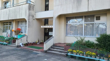 向原小学校
