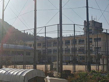 志屋小学校