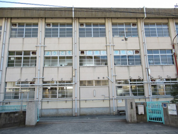 広南中学校