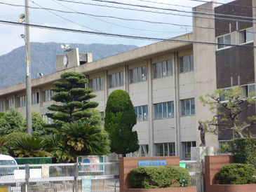 海田小学校