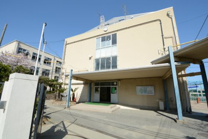 神戸市立住吉中学校の画像3