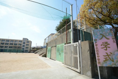 神戸市立住吉中学校の画像4