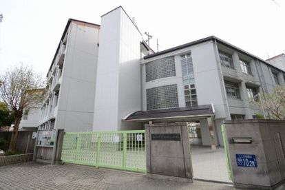 神戸市立西郷小学校の画像1