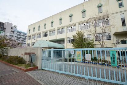 神戸市立稗田小学校の画像1