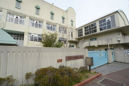 神戸市立稗田小学校の画像2