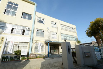 神戸市立上野中学校の画像3