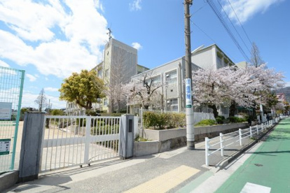 神戸市立御影小学校の画像1