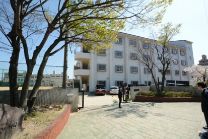 神戸市立本山南中学校の画像2