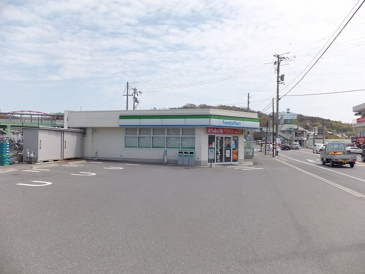 ファミリーマート 八本松駅前店