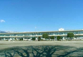 山梨市立日下部小学校
