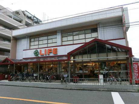 ライフ 豊中店