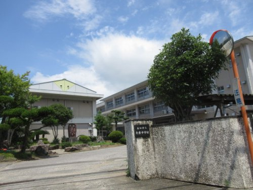 介良中学校