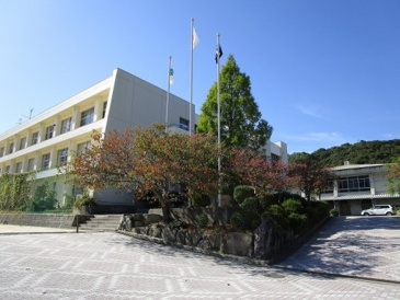 宮浦中学校