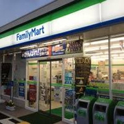 ファミリーマート 鳥取大榎町店