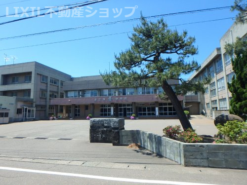 上越市立直江津中学校