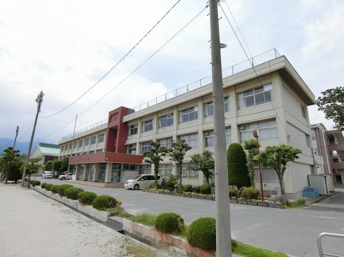 敷島中学校