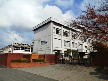 村岡中学校の画像1