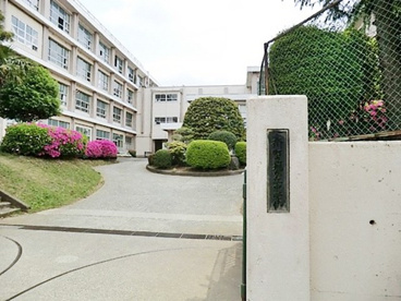 旭が丘中学校の画像1