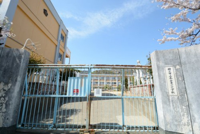 神戸市立本山第一小学校の画像3