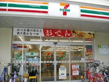 セブンイレブン阪急武庫之荘駅南店の画像3