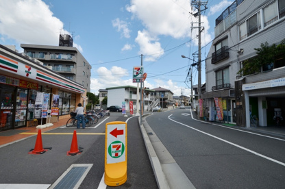 セブンイレブン伊丹船原店の画像4
